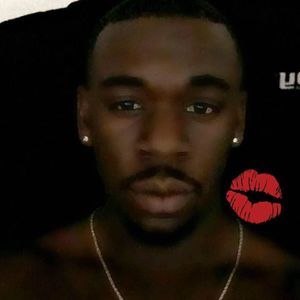 Meet your Posher, Dennis